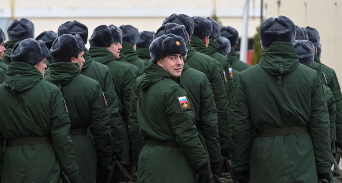 Росія вербує на війну студентів у вишах окупованого Донбасу, - ЗМІ